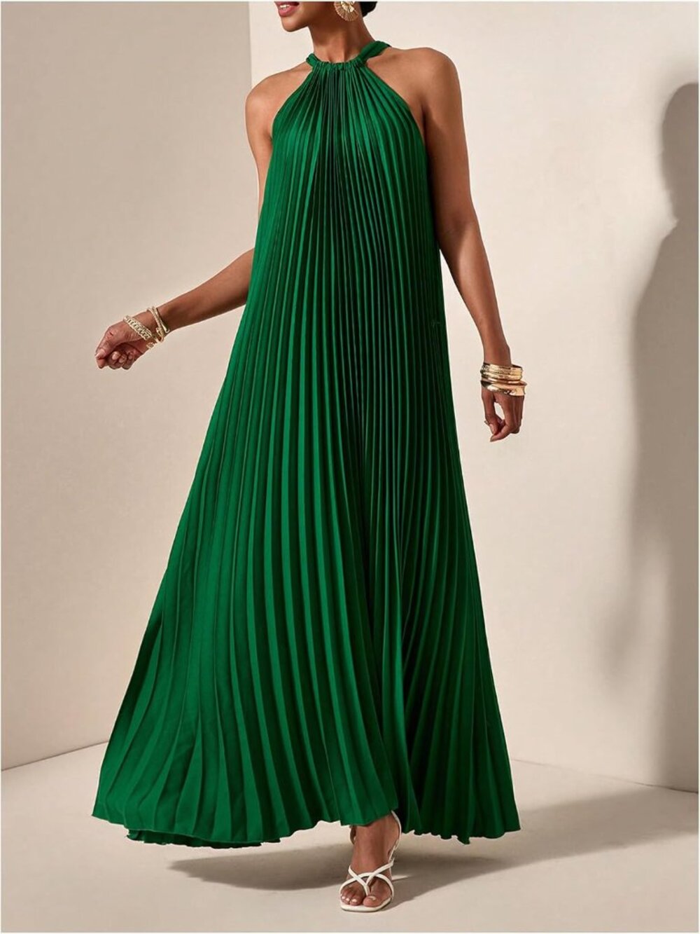 〽️Women's Dark Green Pleated Maxi Dress Halter Neck Flowy Beach Wedding Dress - Picture 5 of 5
